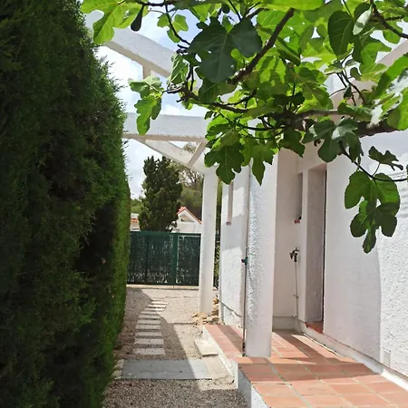 Vakantiehuis Maison Proche De La Pour Des Zen Riumar