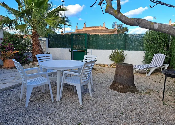 Maison Proche De La Pour Des Zen Nyaraló Riumar